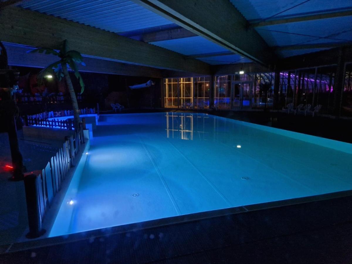 Vechtdalchalet De Berk, 5 Sterrenpark Capfun Stoetenslagh Rheezerveen Eksteriør bilde